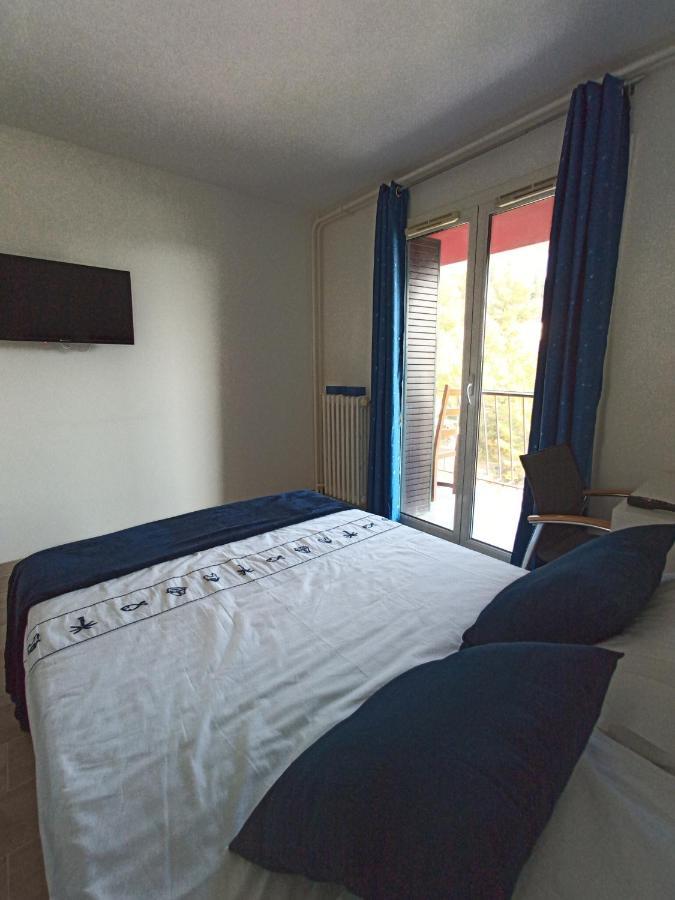 Private Room In Renovated Apartment - Tram 1 Min Walk Nisa Exterior foto