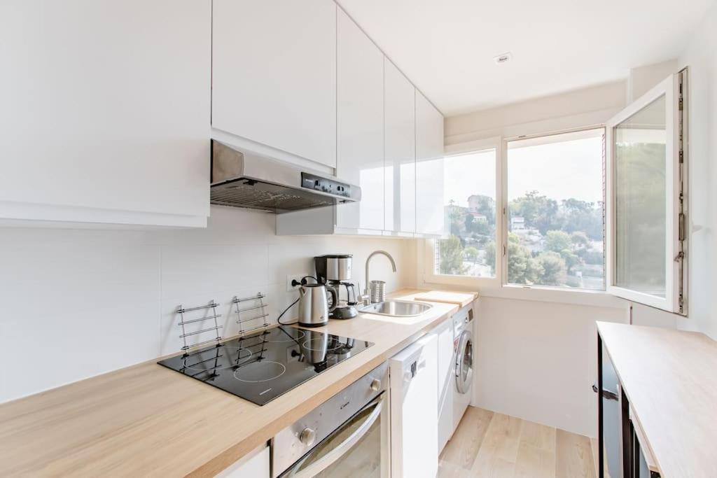 Private Room In Renovated Apartment - Tram 1 Min Walk Nisa Exterior foto