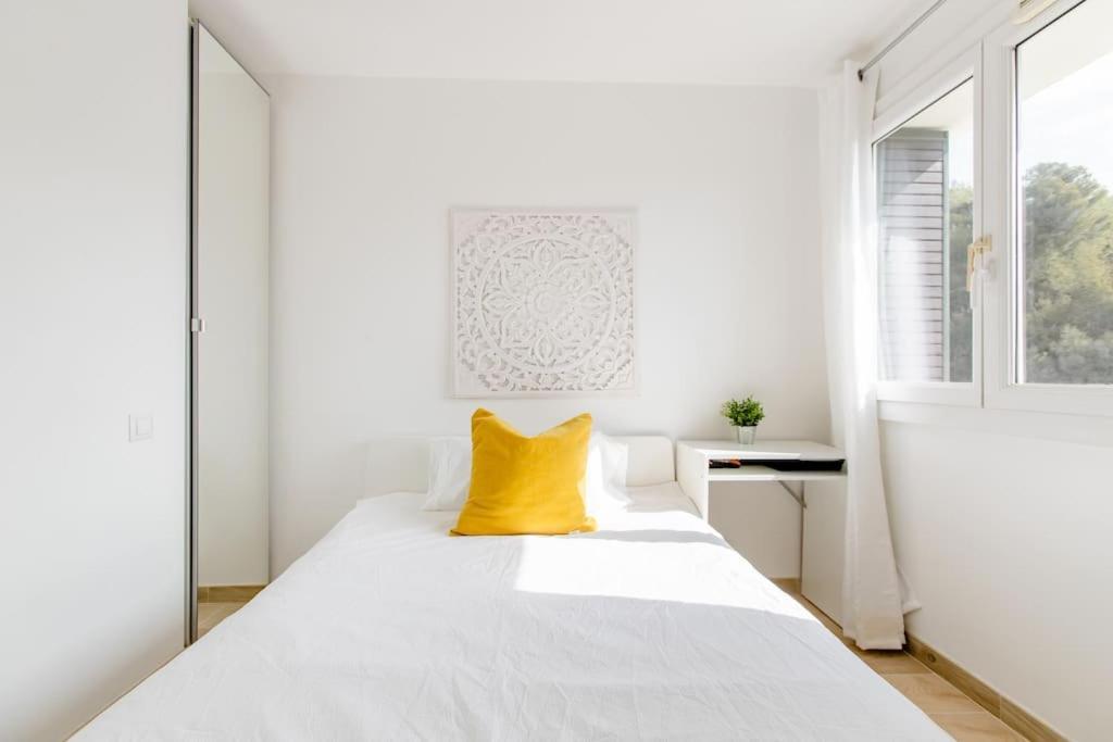 Private Room In Renovated Apartment - Tram 1 Min Walk Nisa Exterior foto