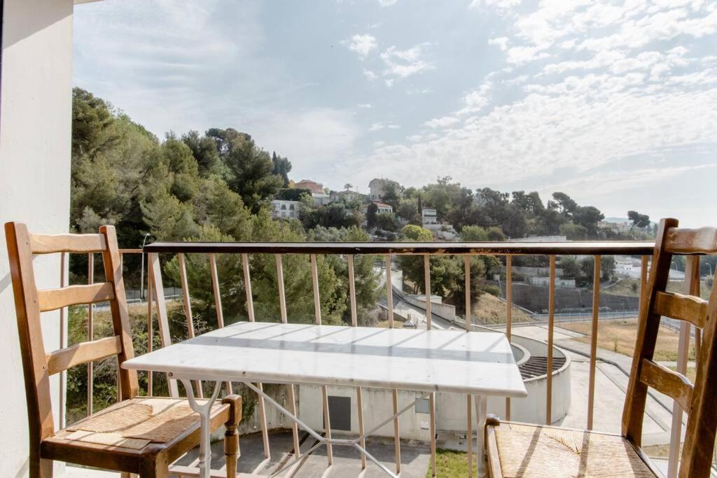 Private Room In Renovated Apartment - Tram 1 Min Walk Nisa Exterior foto